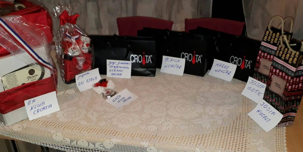 21908833_1412949108753649_307458452_o