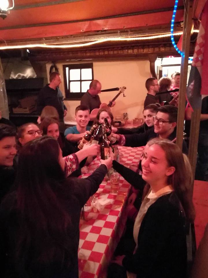 21919347_10214860103396575_541112332_n