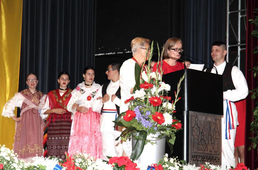 2725891_cms2image-fixedwidth-900x0_1pN-nI_oNstFt